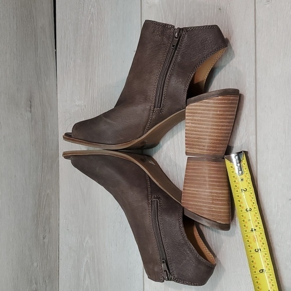 Lucky Brand Womens Jubai Peep Ankle Leather Heels Boots open toe shoes sz 10M - Picture 8 of 12